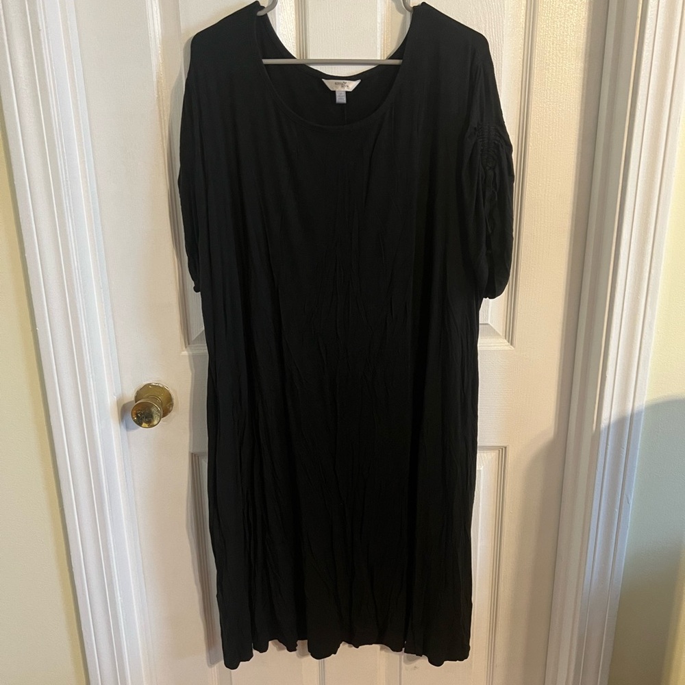 Terra & Sky Short sleeve tshirt dress Black -size 3x (24/26)